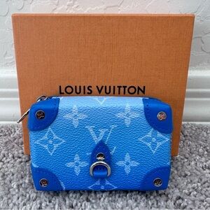 Louis Vuitton 2020 Monogram Cloud Soft Trunk Necklace Wallet 100% AUTHENTIC